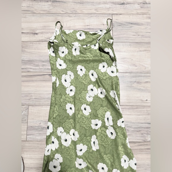 NWOT. Atnlewhi Floral Green Maxi Dress size L. - Picture 16 of 16